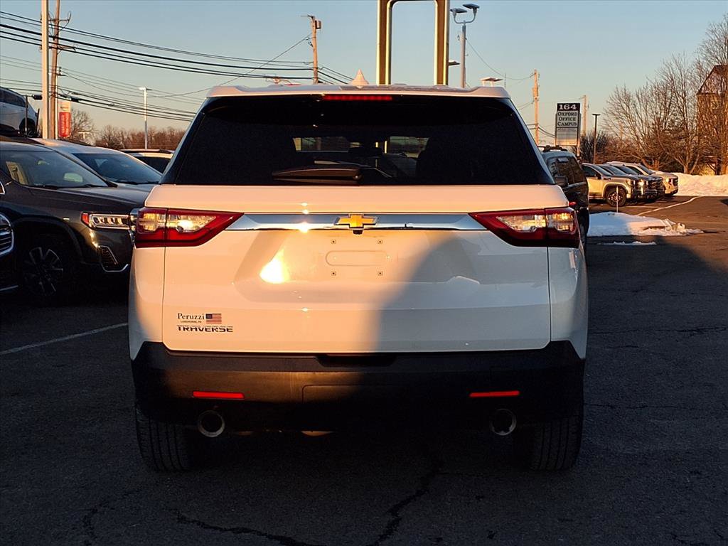 Used 2019 Chevrolet Traverse LS image 3