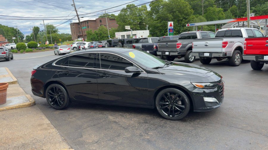 Used 2021 Chevrolet Malibu LT w/ Midnight Edition FWD image 5