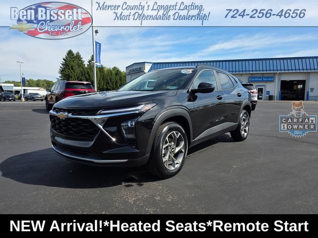 Used 2025 Chevrolet Trax LT w/ Driver Confidence Package FWD image 1