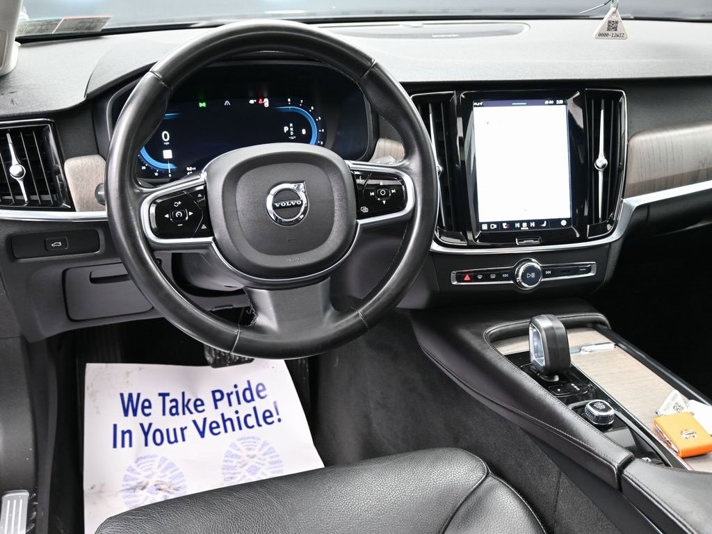 Used 2023 Volvo S90 B6 Plus w/ Protection Package Premier image 31