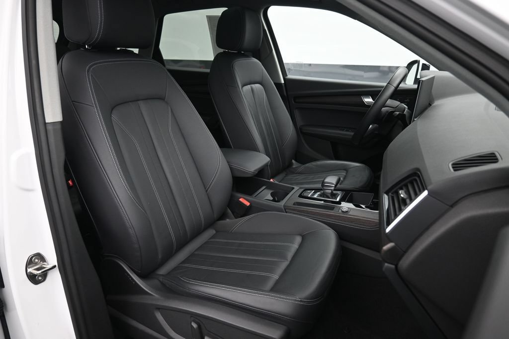 Used 2023 Audi Q5 2.0T Premium Plus w/ Premium Plus Package AWD/4WD image 26
