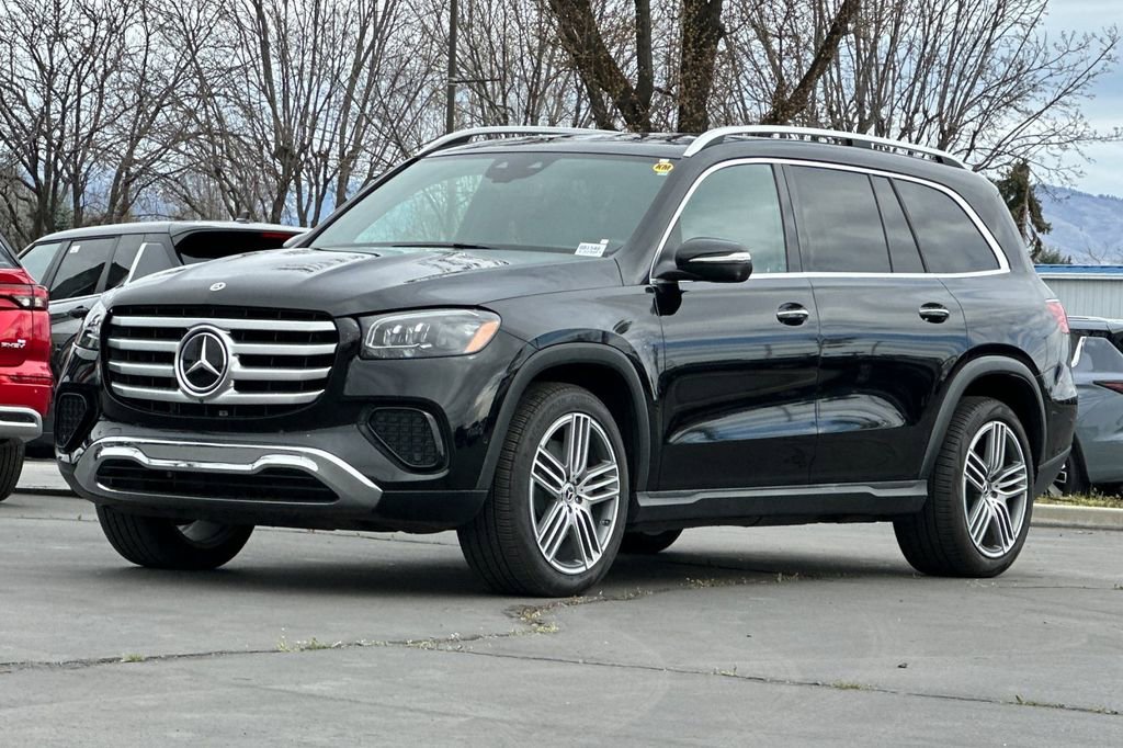 Used 2024 Mercedes-Benz GLS 450 4MATIC image 8