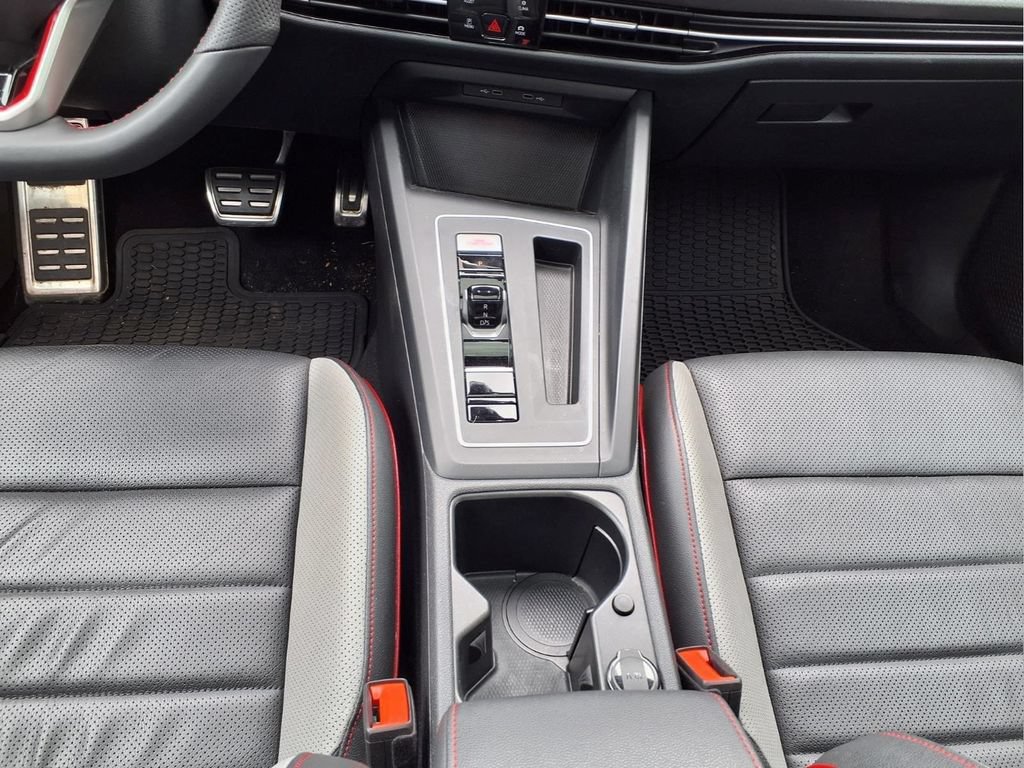 Used 2022 Volkswagen GTI Autobahn FWD image 17