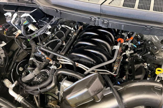 Used 2025 Ford F150 XLT w/ Equipment Group 301A Standard AWD/4WD image 33
