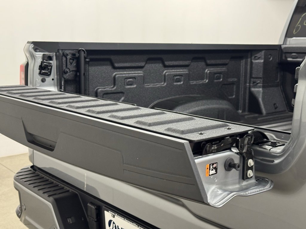 New 2025 GMC Sierra 2500 Denali w/ Max Trailering Package image 17