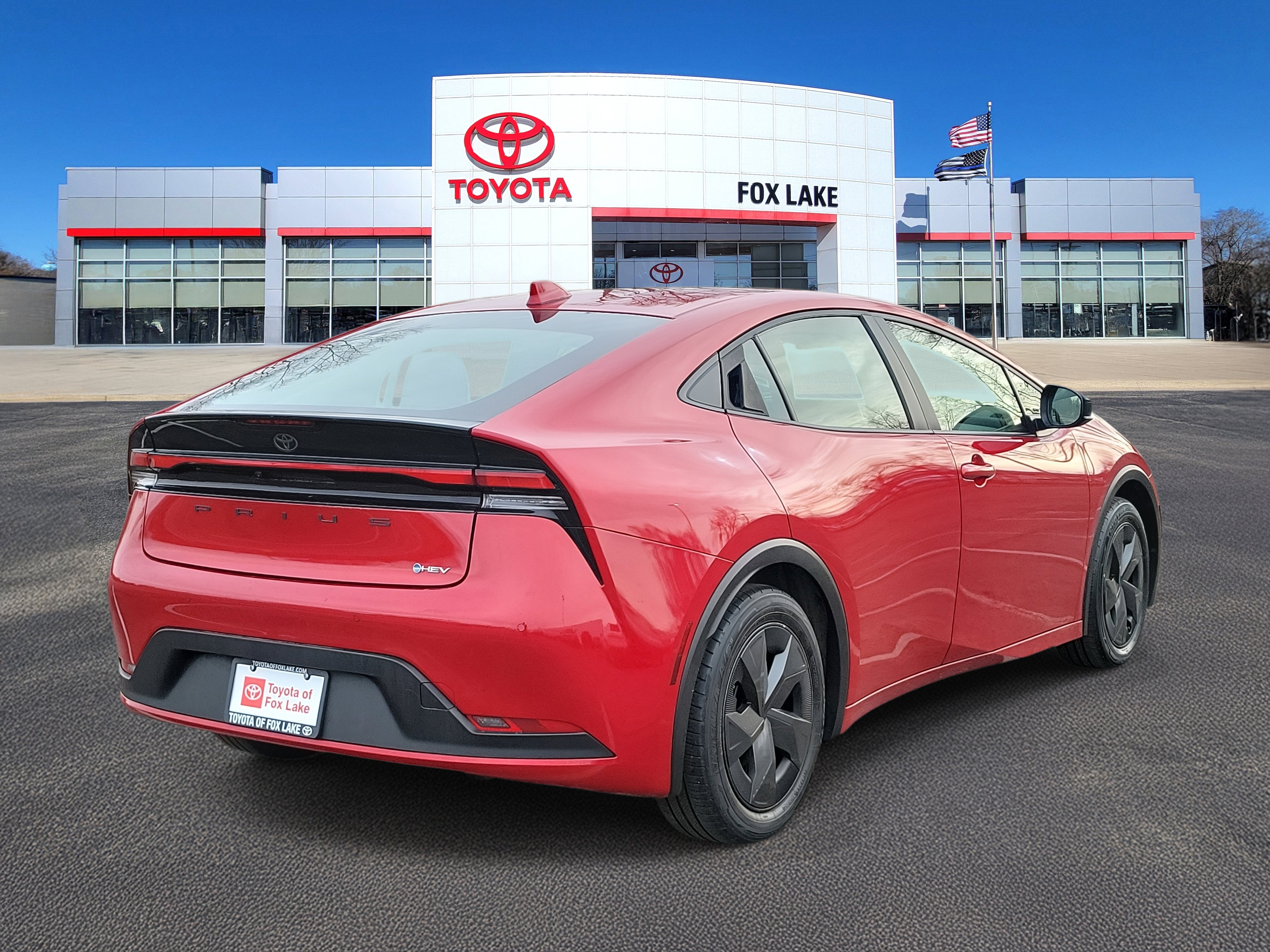 Used 2024 Toyota Prius LE image 4