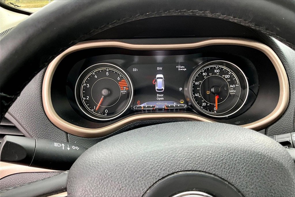 Used 2018 Jeep Cherokee Limited image 20