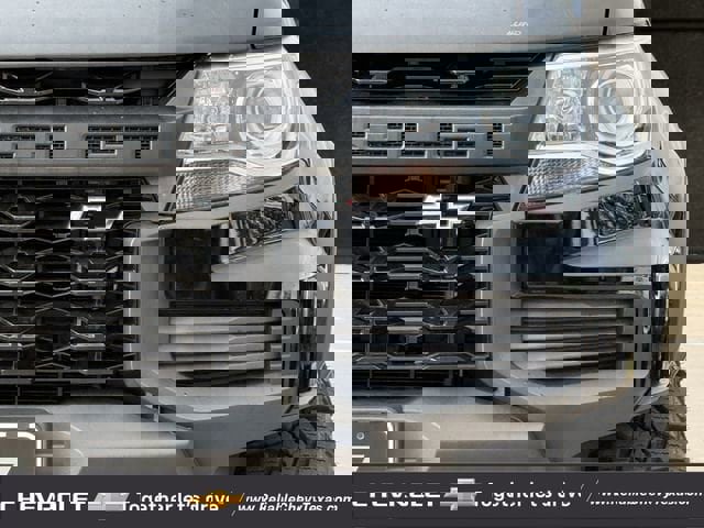 Used 2022 Chevrolet Colorado ZR2 image 3