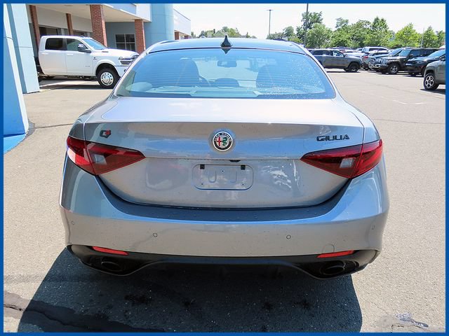 Used 2021 Alfa Romeo Giulia Ti Sport AWD/4WD image 6
