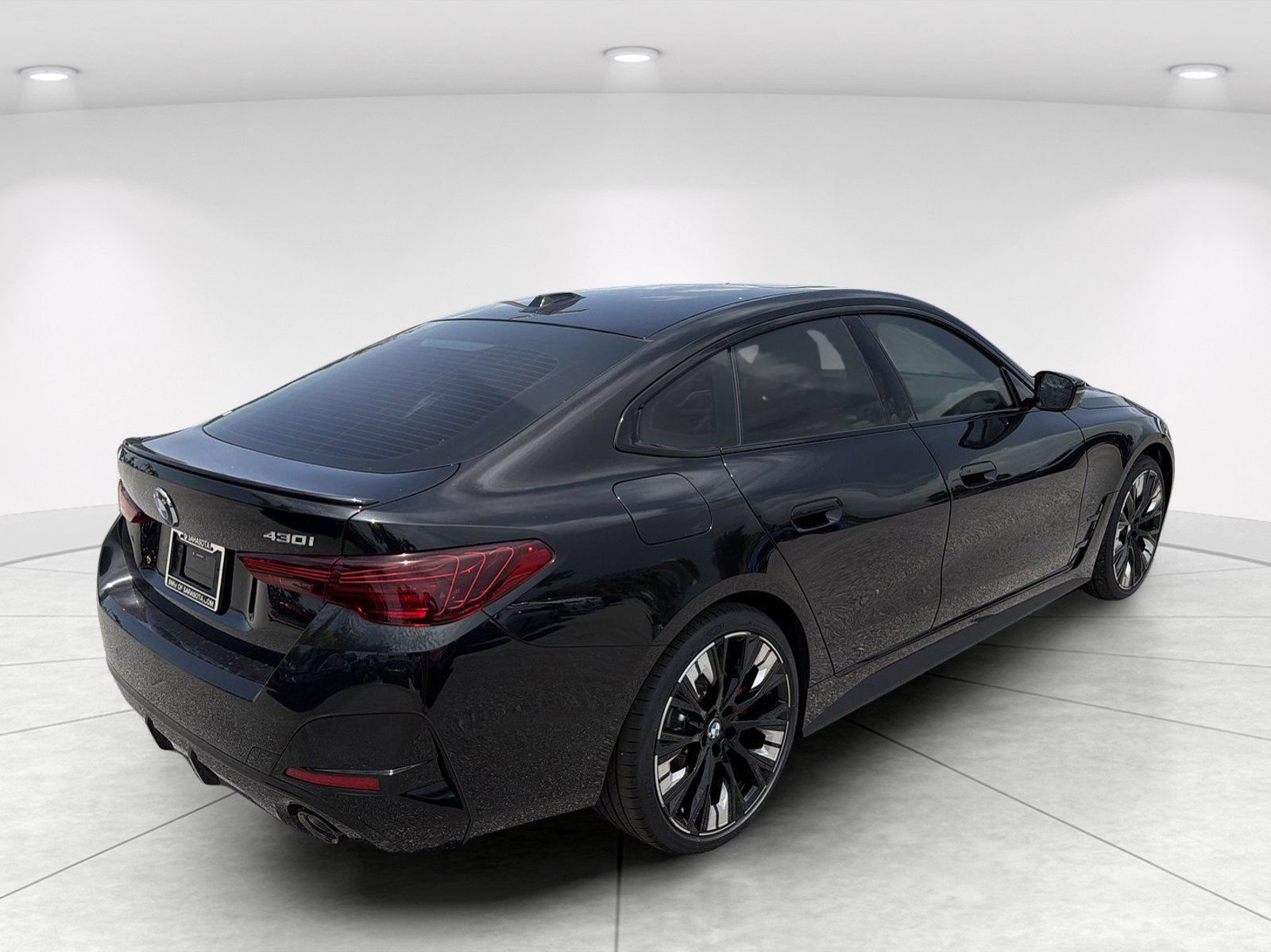 New 2026 BMW 430i w/ M Sport Package RWD image 4