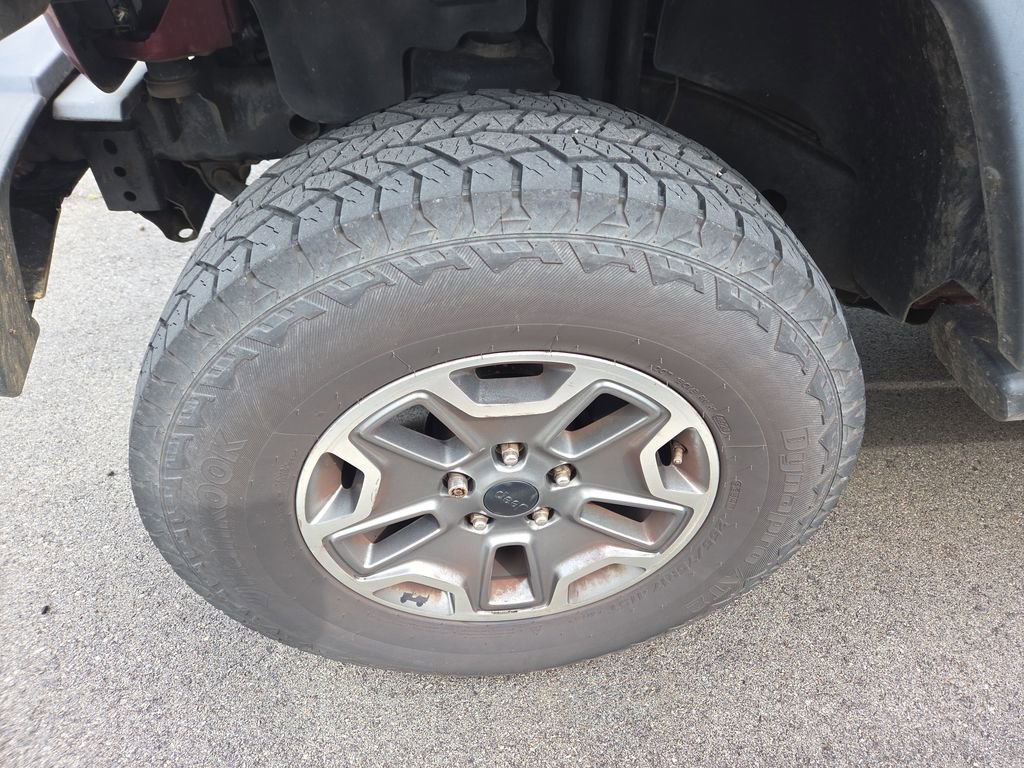 Used 2009 Jeep Wrangler X AWD/4WD image 11