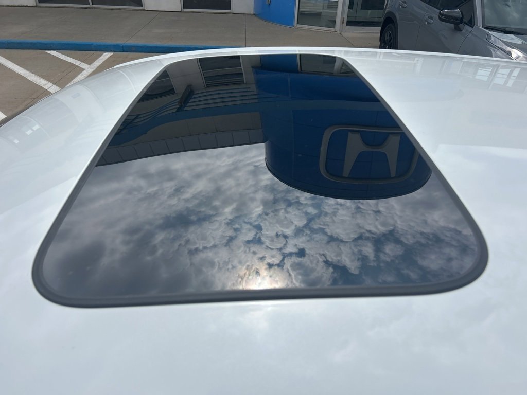 New 2026 Honda HR-V EX-L image 5