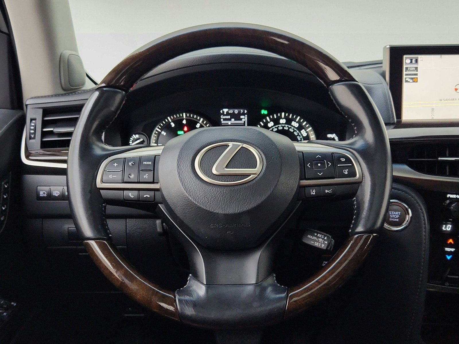 Used 2016 Lexus LX 570 4WD w/ Luxury Package image 23