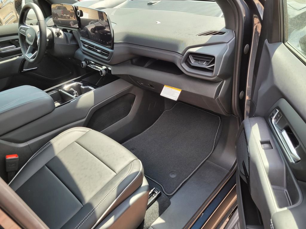 New 2026 Chevrolet Silverado EV LT image 6