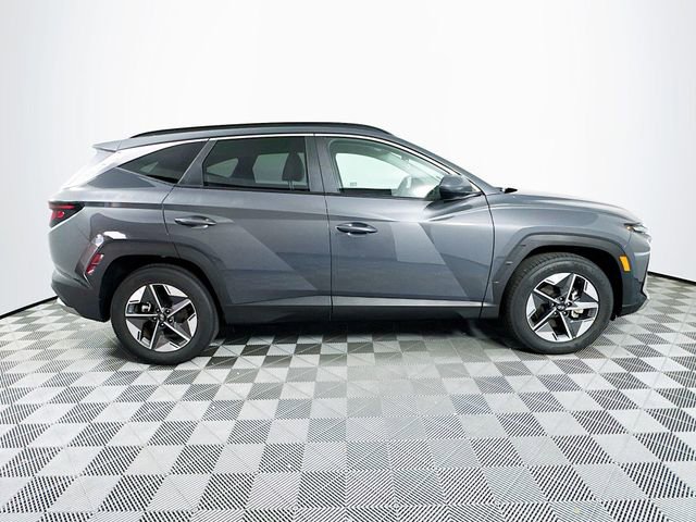 Certified 2025 Hyundai Tucson SEL image 9