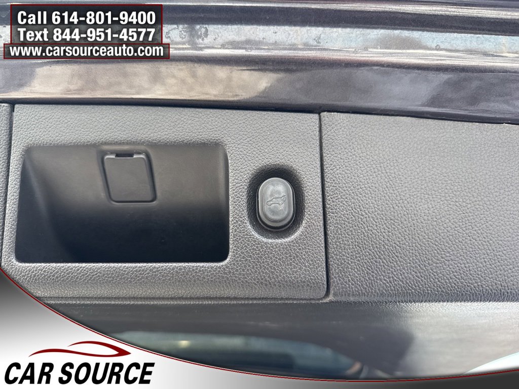 Used 2016 GMC Yukon Denali w/ Open Road Package image 47