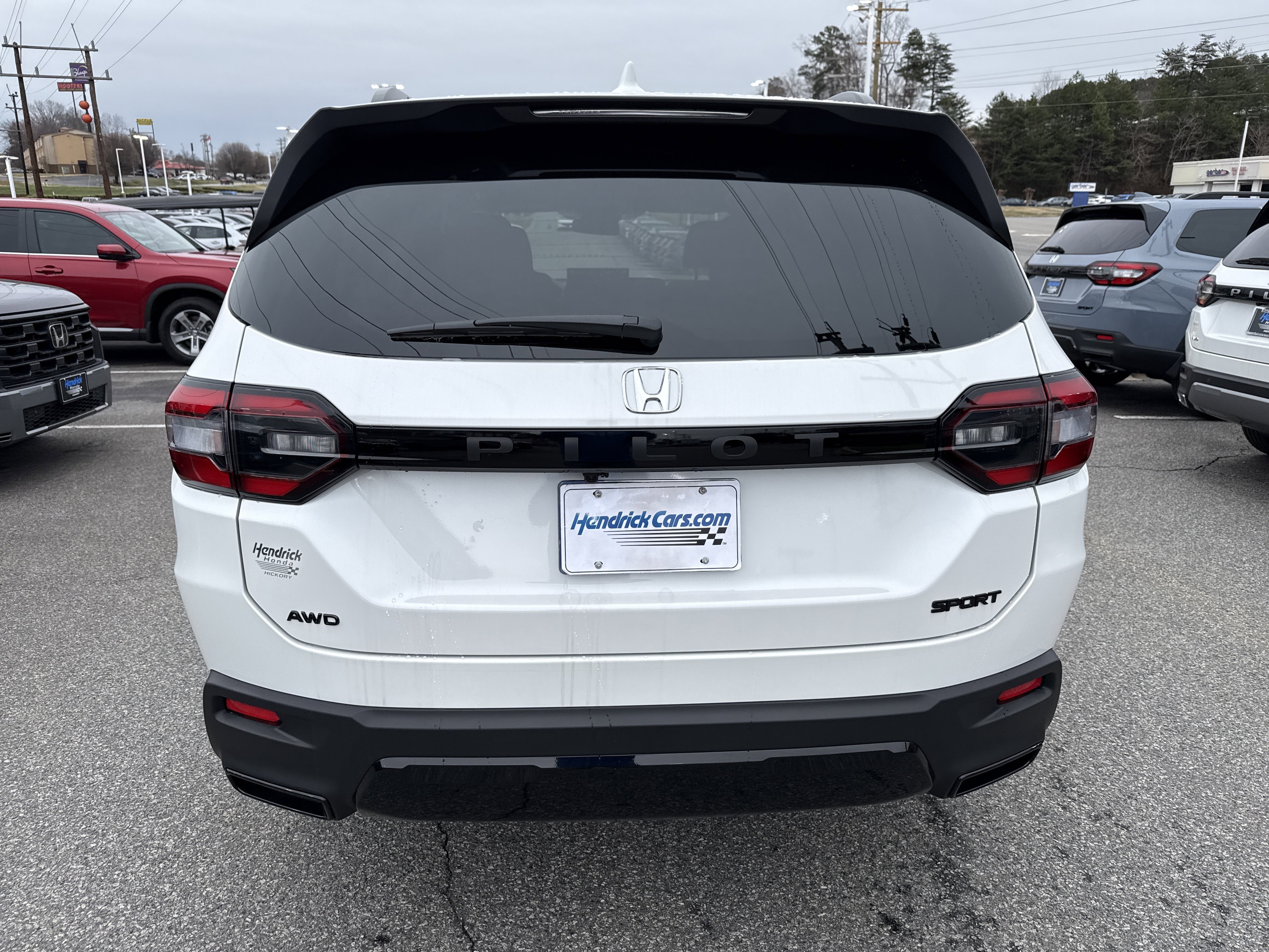 New 2026 Honda Pilot Sport image 8