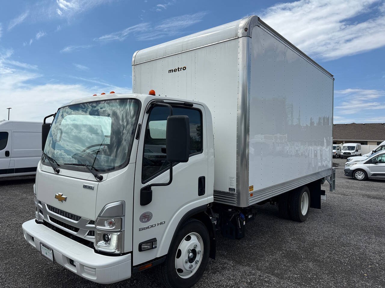 Used 2024 Chevrolet Low Cab Forward 5500HD RWD image 7