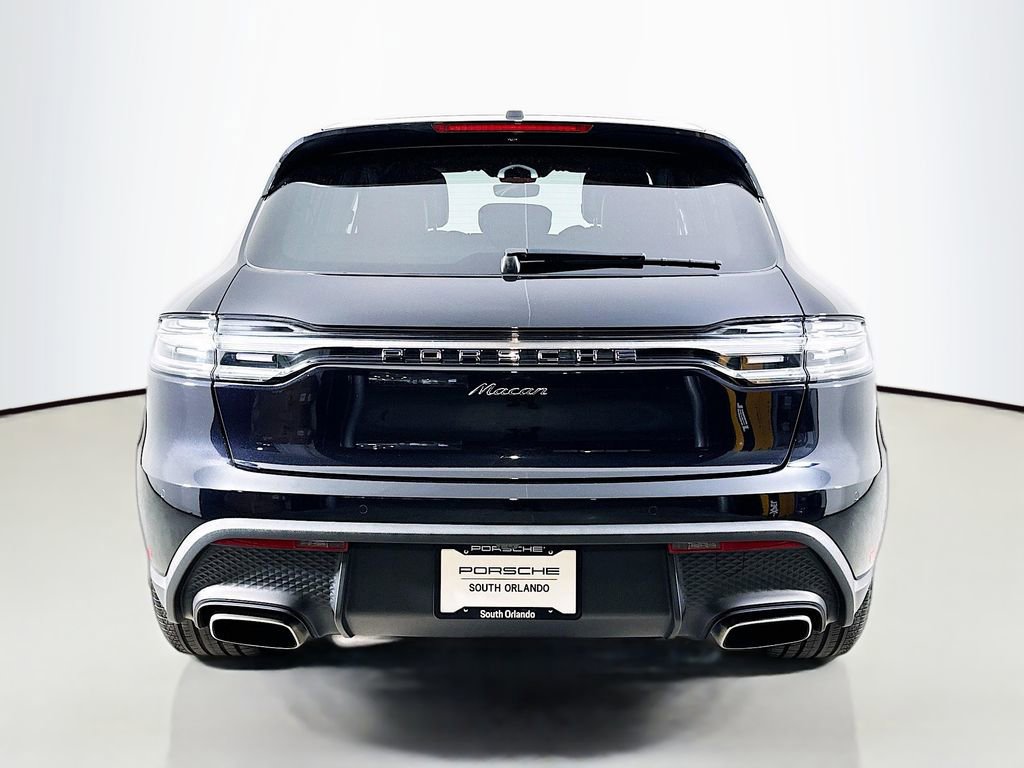 Used 2024 Porsche Macan AWD/4WD image 10