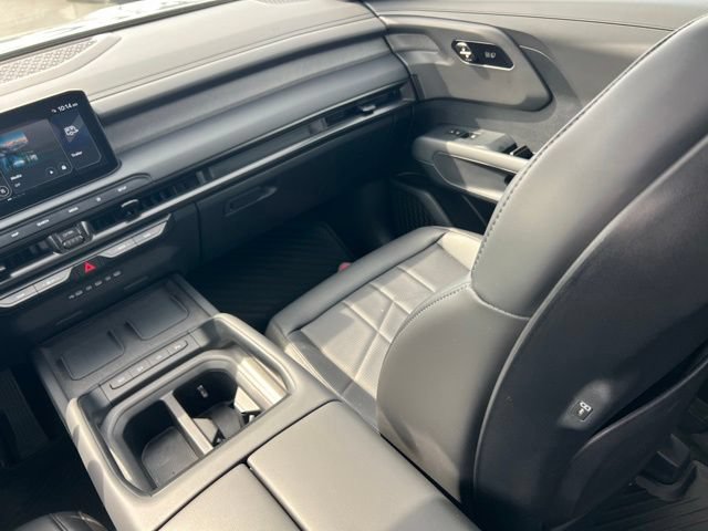 Used 2027 Kia Telluride EX X-Line w/ Towing Package AWD/4WD image 13