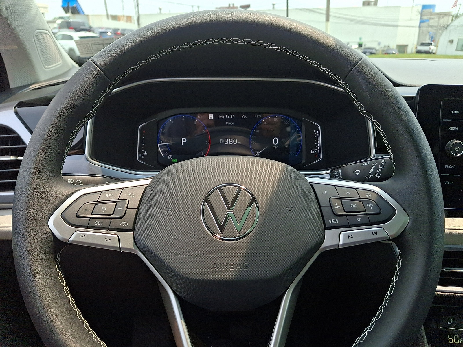 New 2026 Volkswagen Taos SEL AWD/4WD image 9