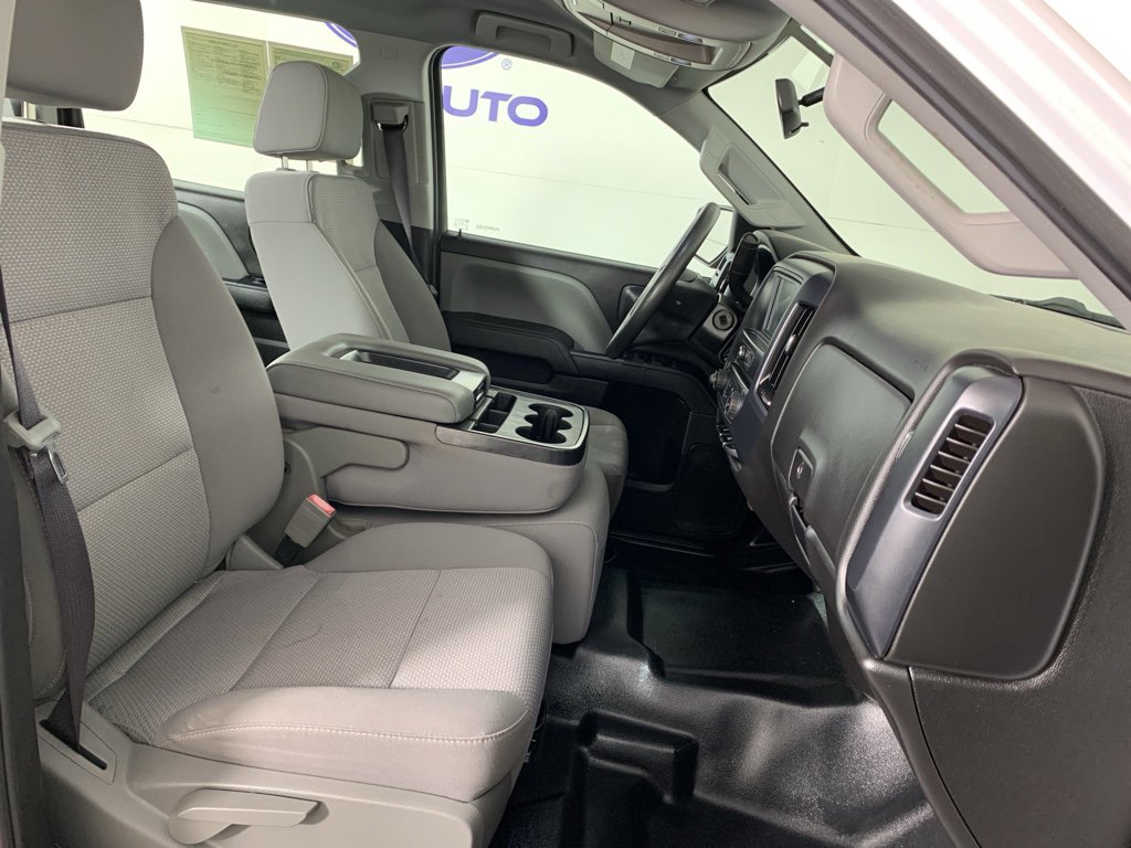 Used 2017 Chevrolet Silverado 2500 W/T image 39