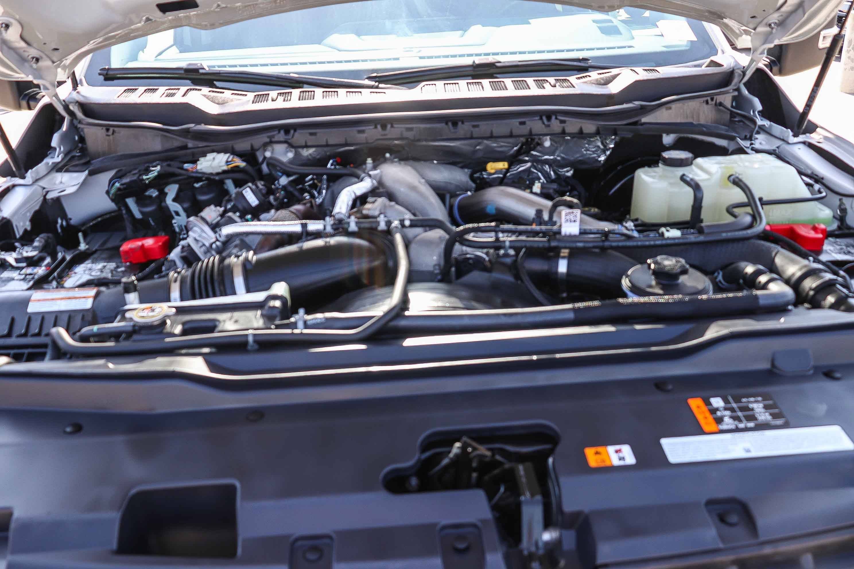 Used 2025 Ford F250 Lariat AWD/4WD image 28