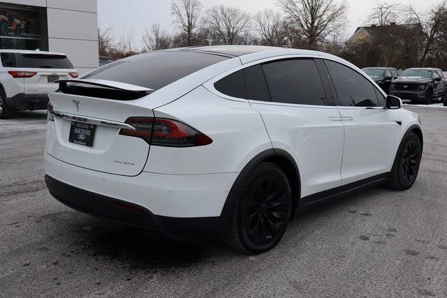 Used 2019 Tesla Model X Long Range image 3