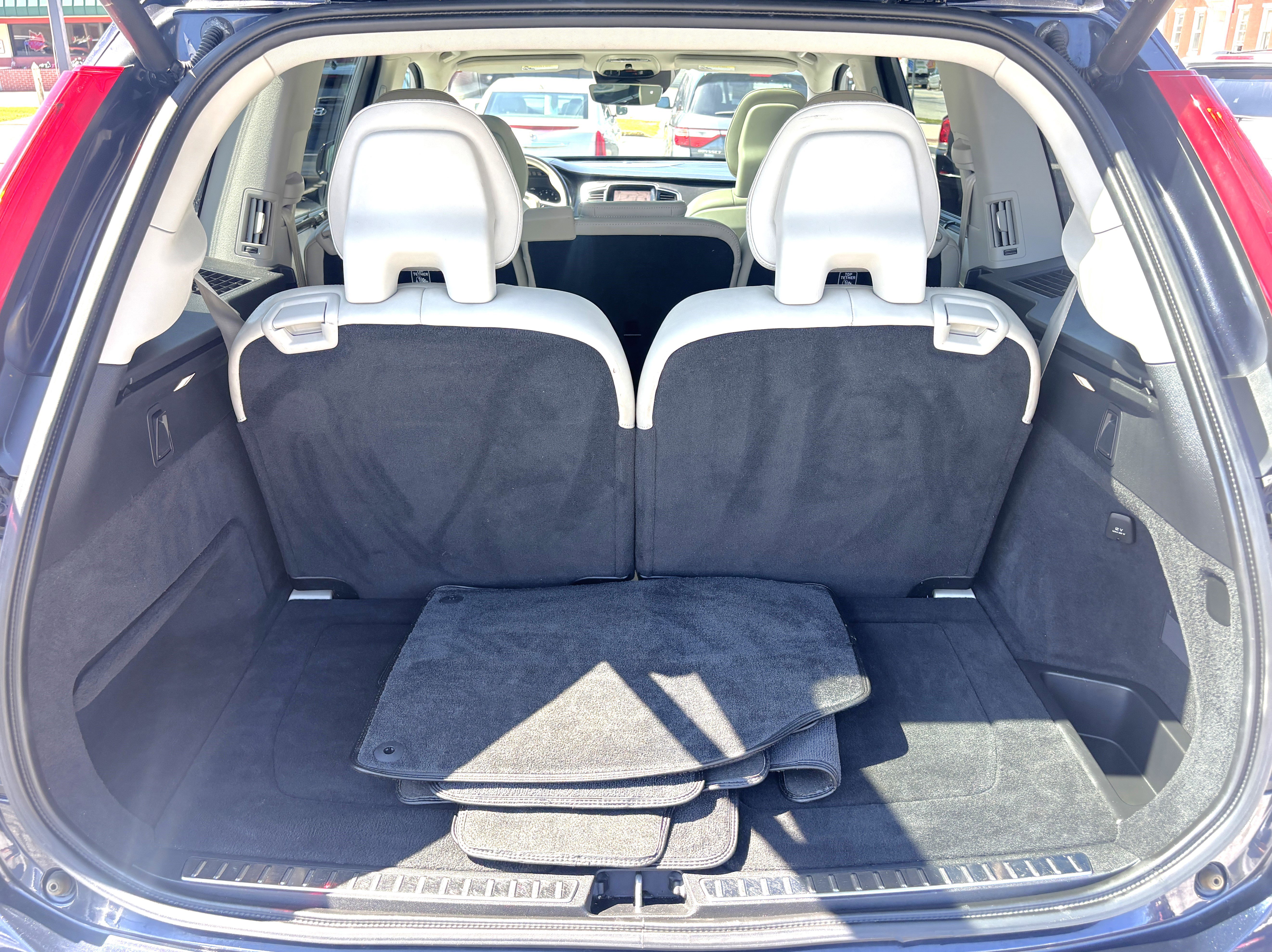 Used 2017 Volvo XC90 T6 Inscription image 43