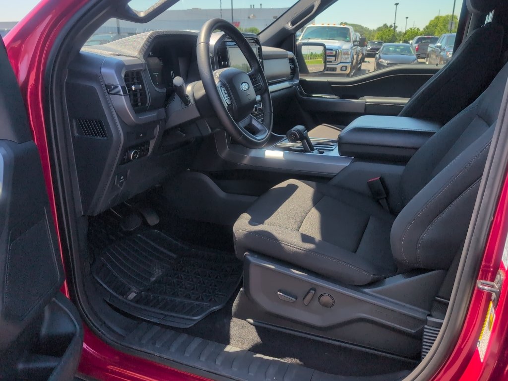 Used 2025 Ford F150 XLT w/ Equipment Group 302A MID AWD/4WD image 20