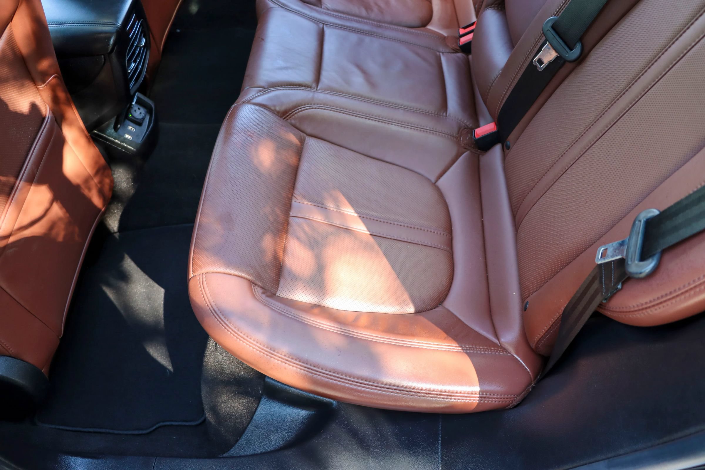 Used 2019 Lincoln MKZ Reserve w/ Luxury Package FWD image 18