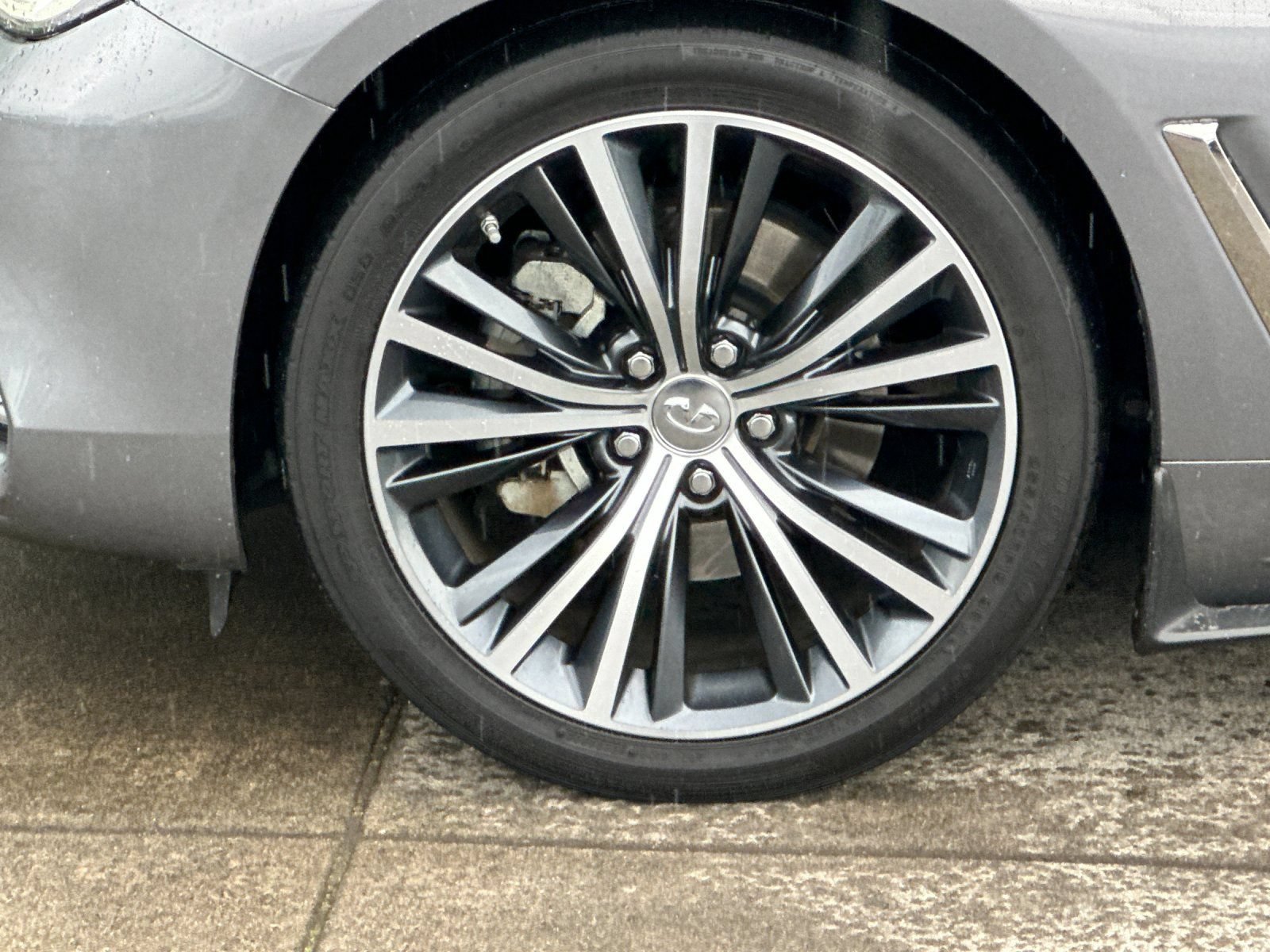 Used 2018 INFINITI Q60 3.0t Luxe w/ Sensory Package 3.0T Luxe AWD/4WD image 24
