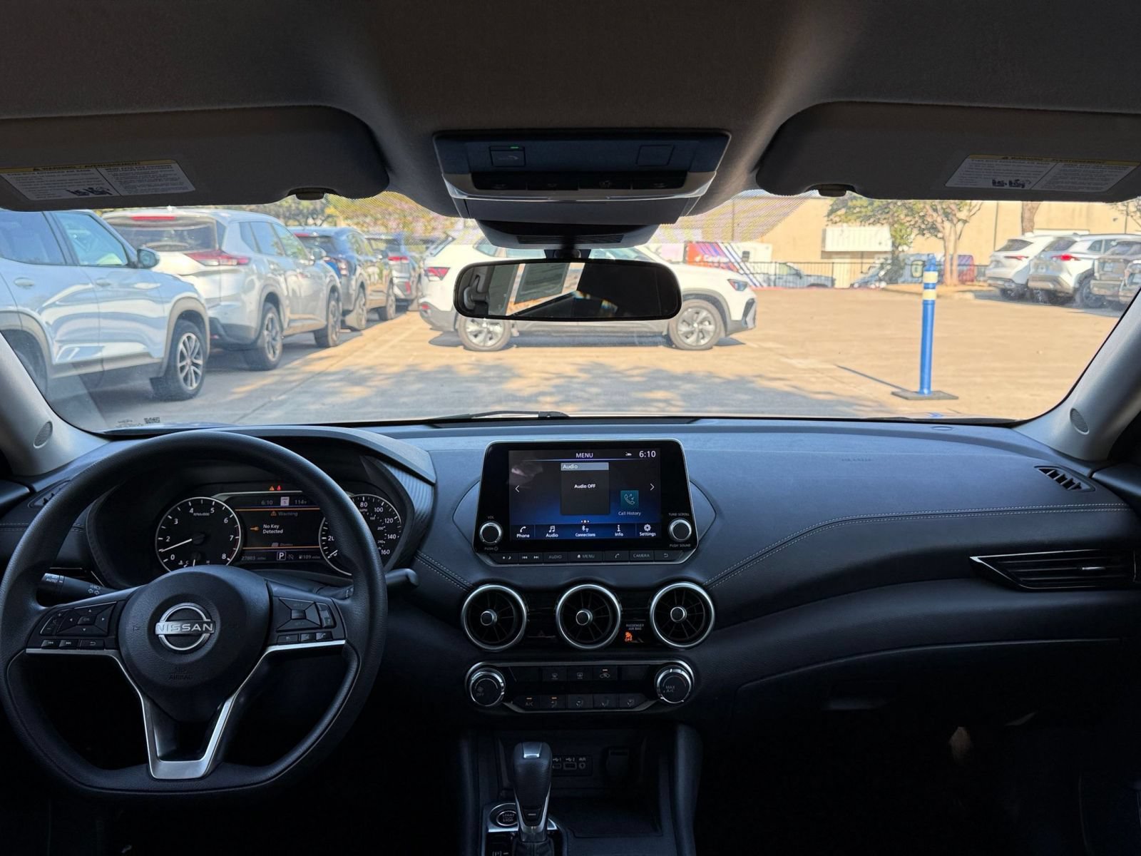 Used 2025 Nissan Sentra SV FWD image 32