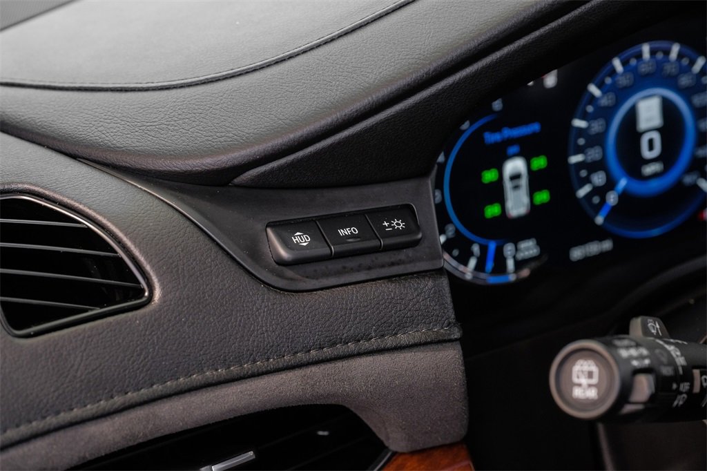 Used 2019 Cadillac Escalade ESV Luxury image 22