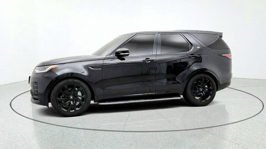 Used 2024 Land Rover Discovery Dynamic SE AWD/4WD image 8