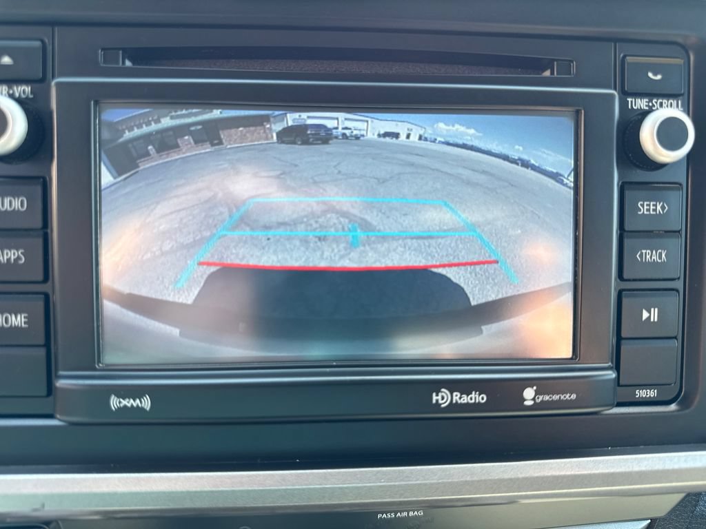 Used 2019 Toyota Tacoma SR5 AWD/4WD image 22