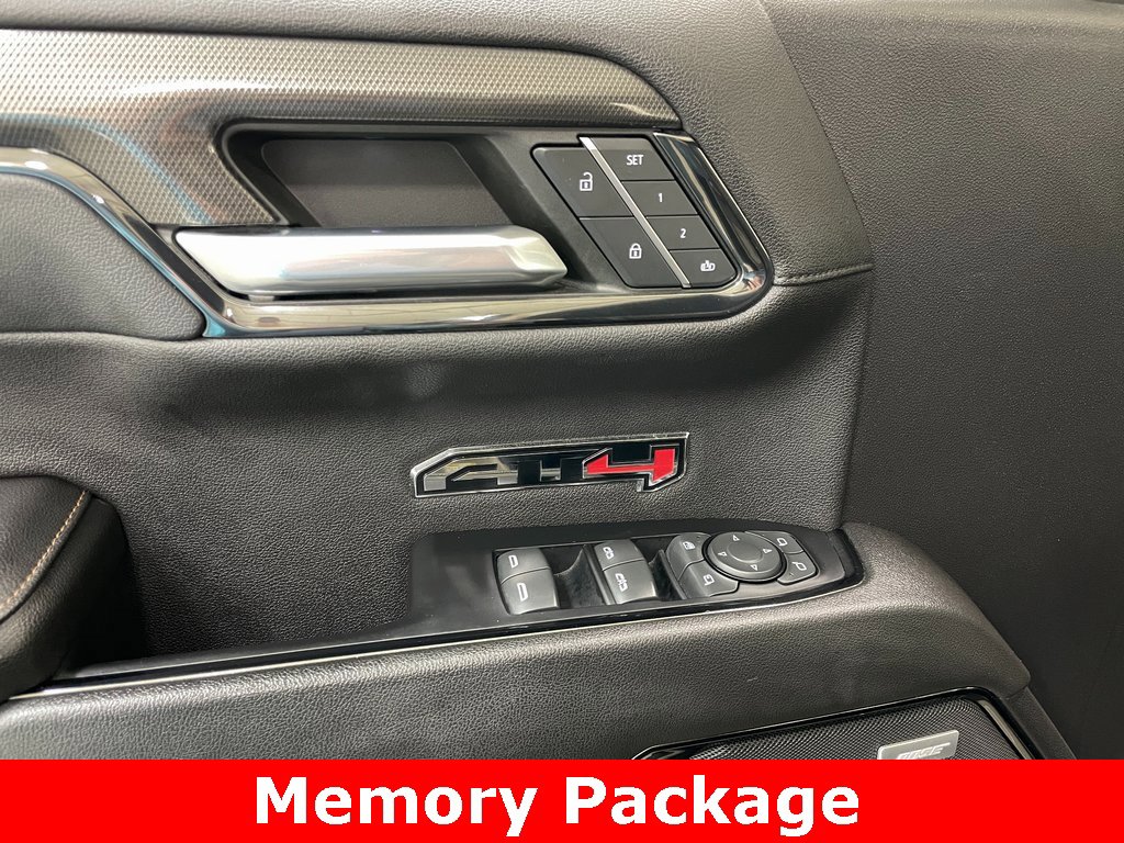Used 2022 GMC Sierra 1500 AT4 w/ AT4 Premium Package image 9