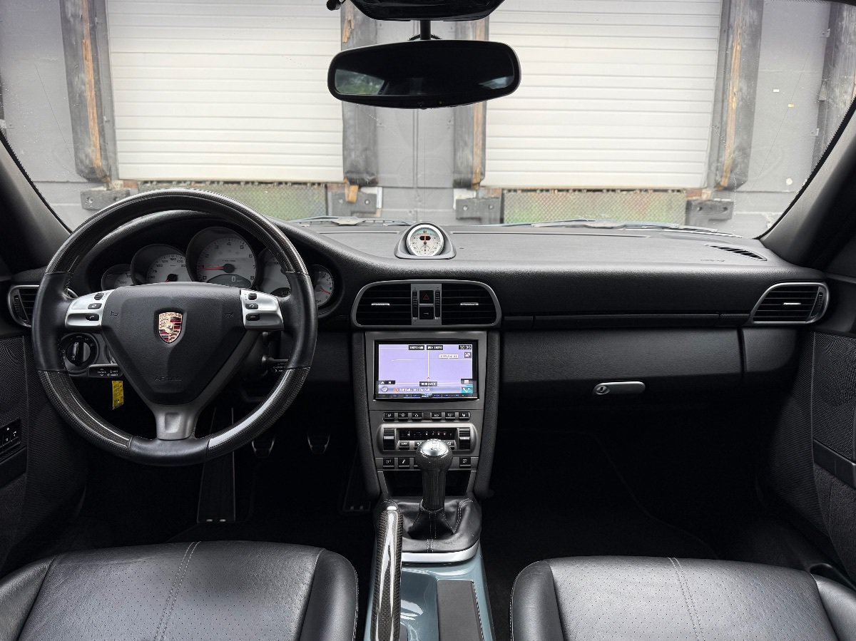 Used 2006 Porsche 911 Carrera S RWD image 16