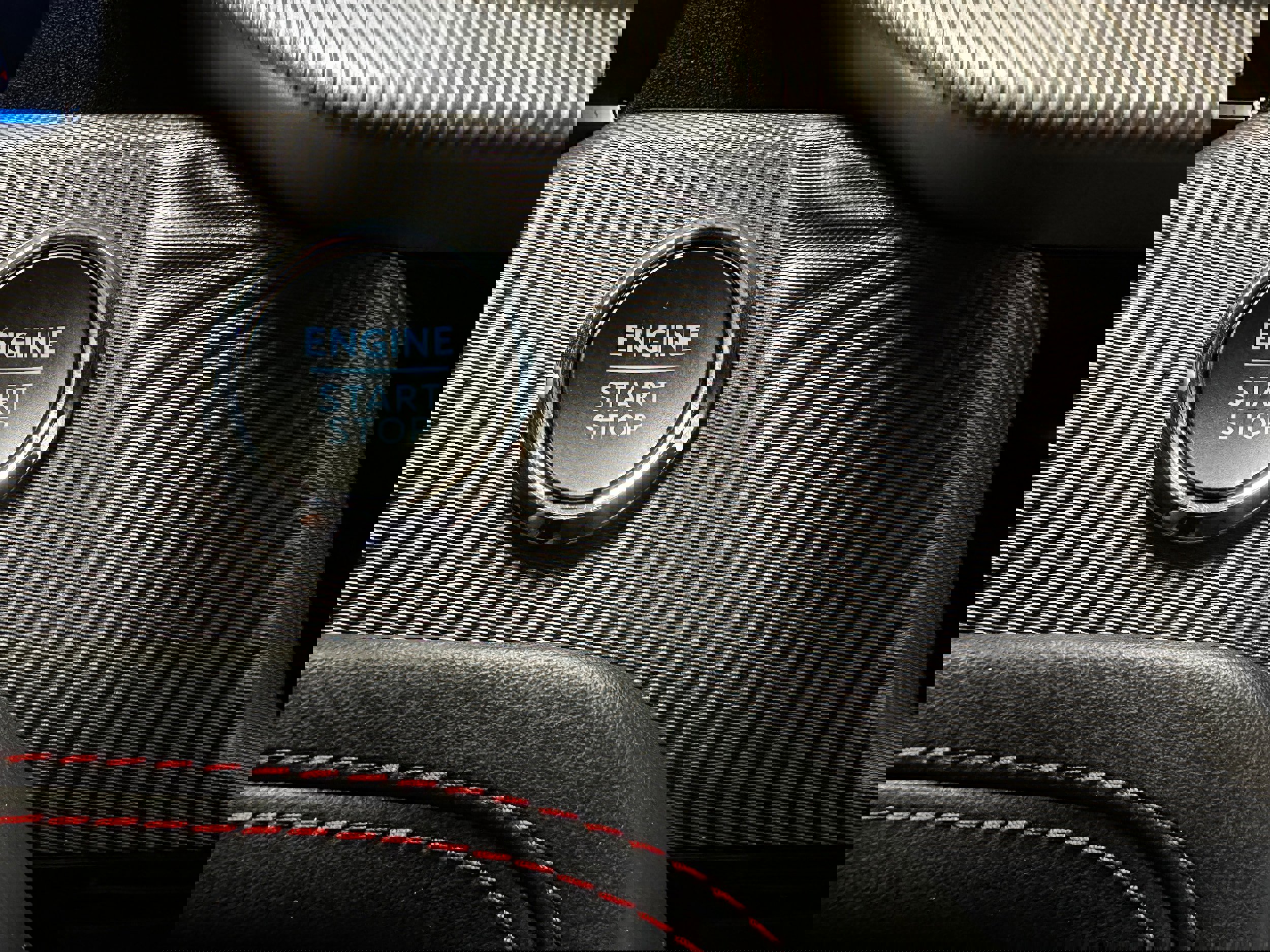 Certified 2025 Ford Explorer ST-Line image 18