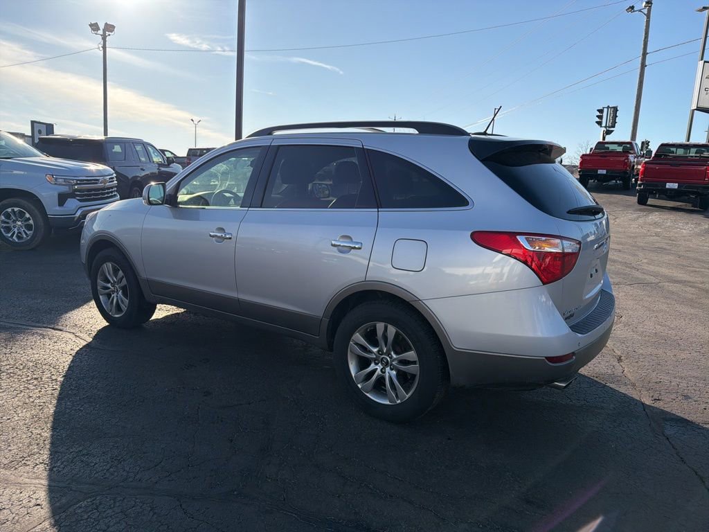 Used 2012 Hyundai Veracruz Limited w/ Entertainment Pkg image 4