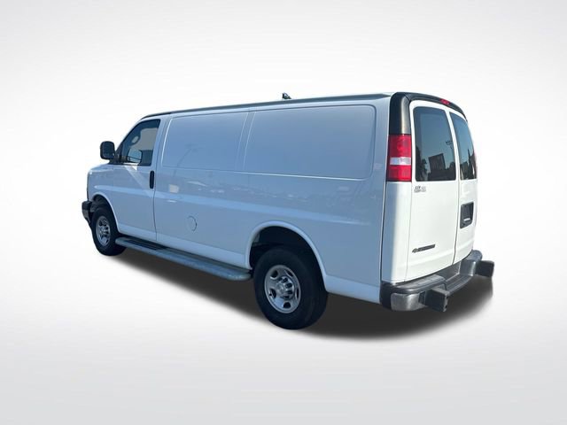 Used 2023 Chevrolet Express 2500 w/ Driver Convenience Package image 5