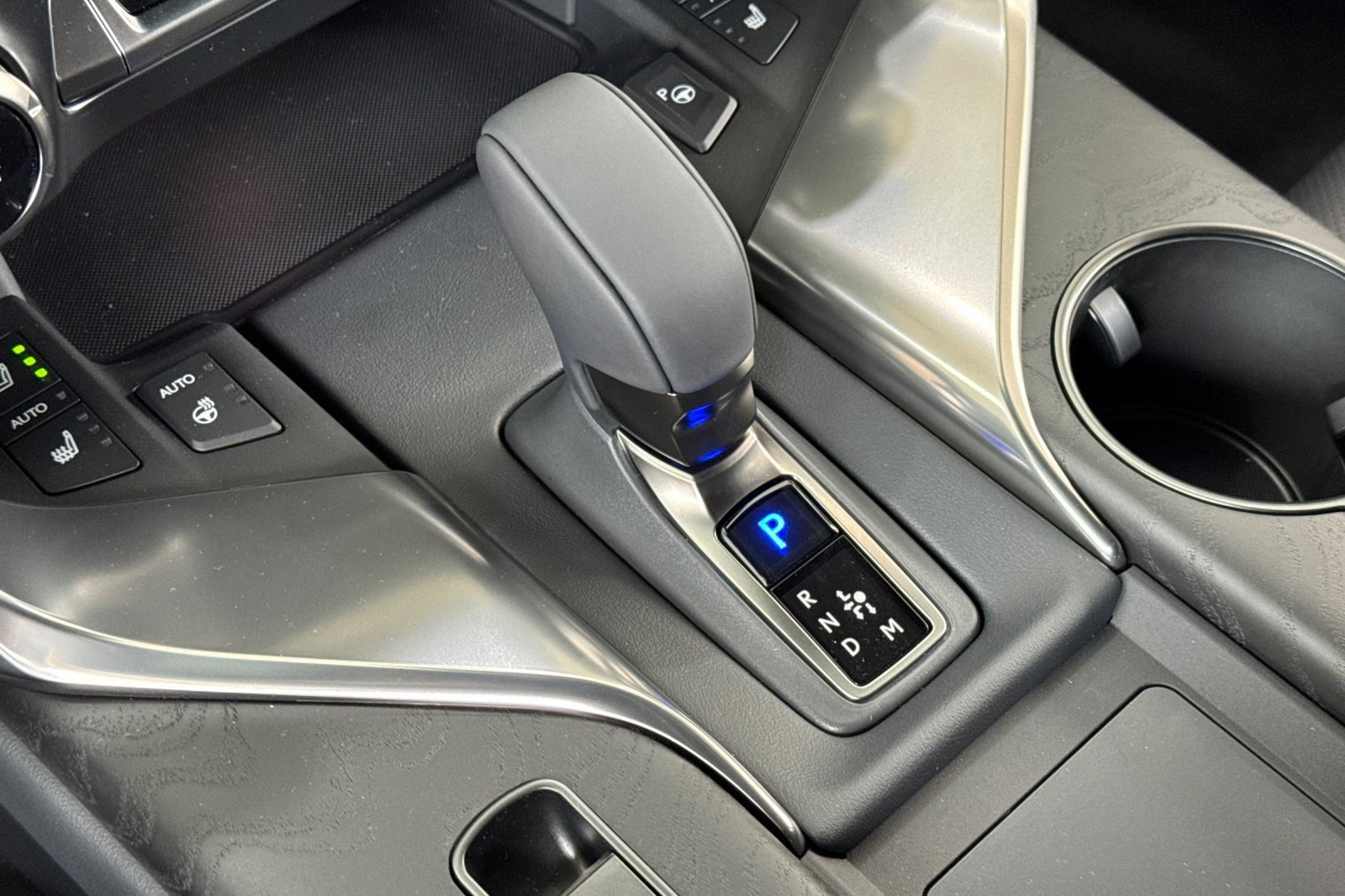 New 2026 Lexus LX 700h Overtrail AWD/4WD image 16