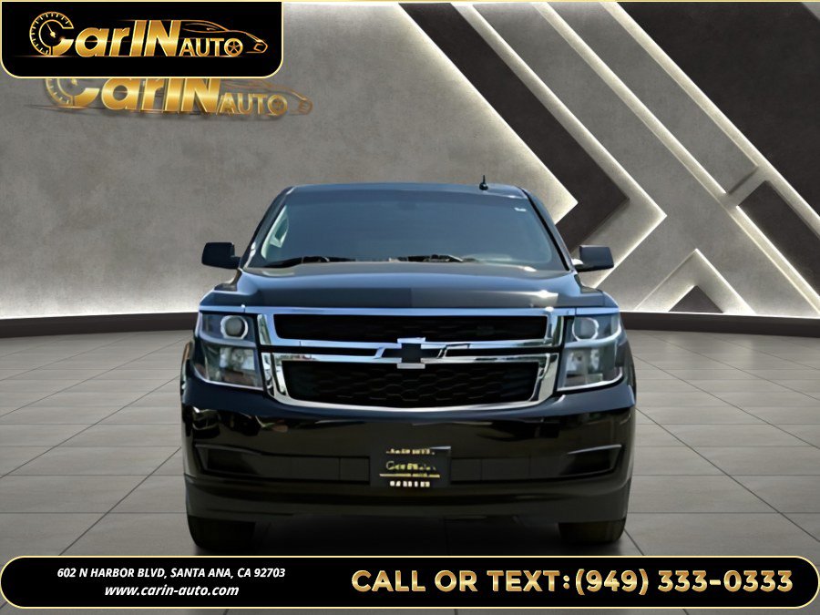 Used 2018 Chevrolet Suburban LS RWD image 2