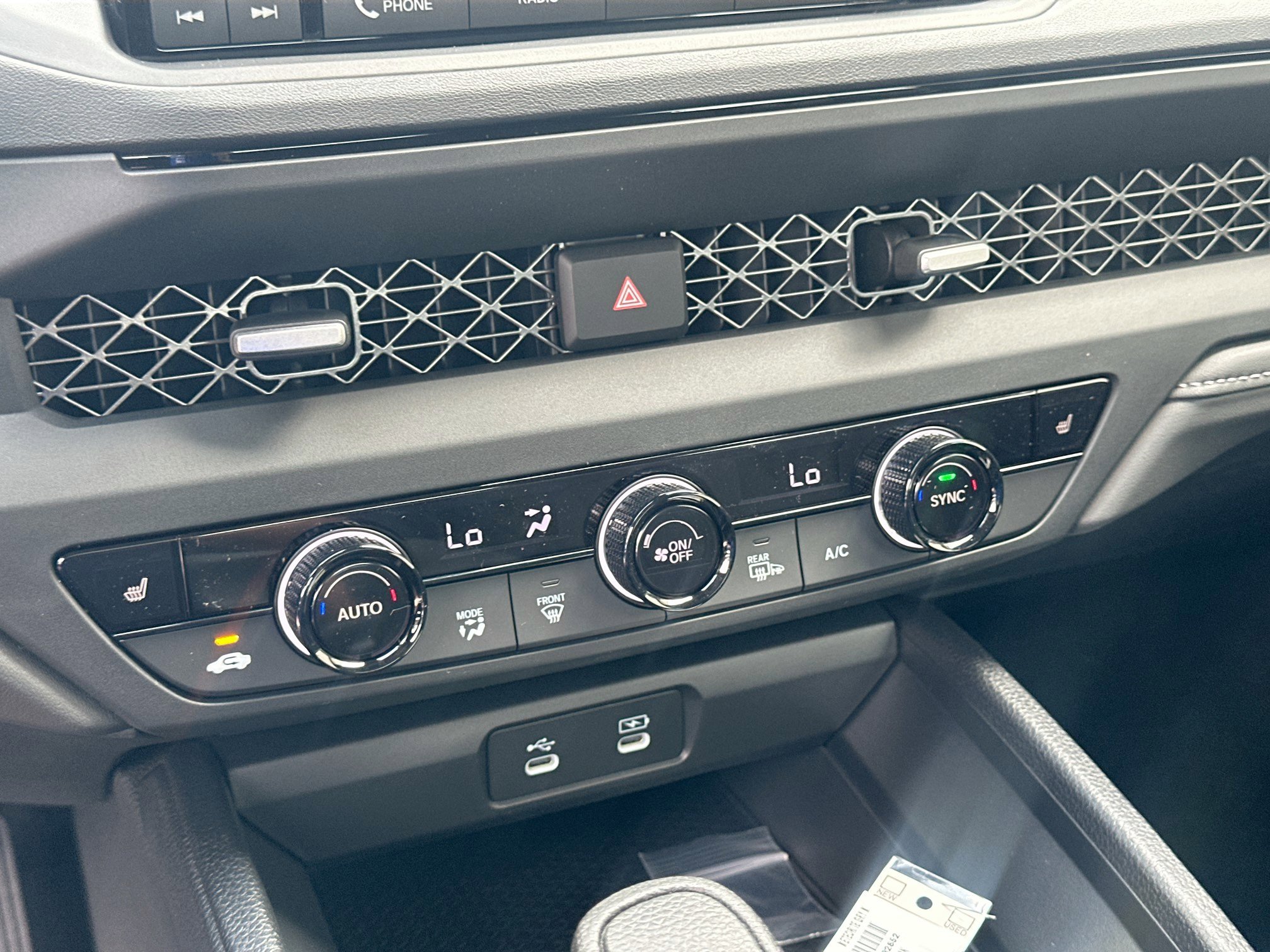 New 2025 Honda Accord SE image 12