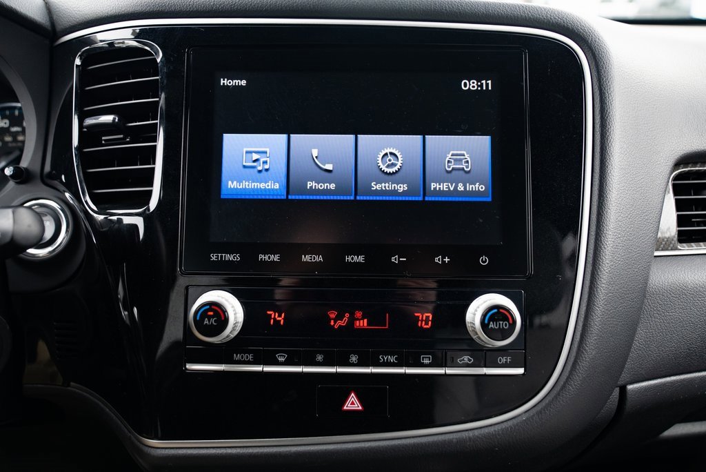 Used 2022 Mitsubishi Outlander LE image 14