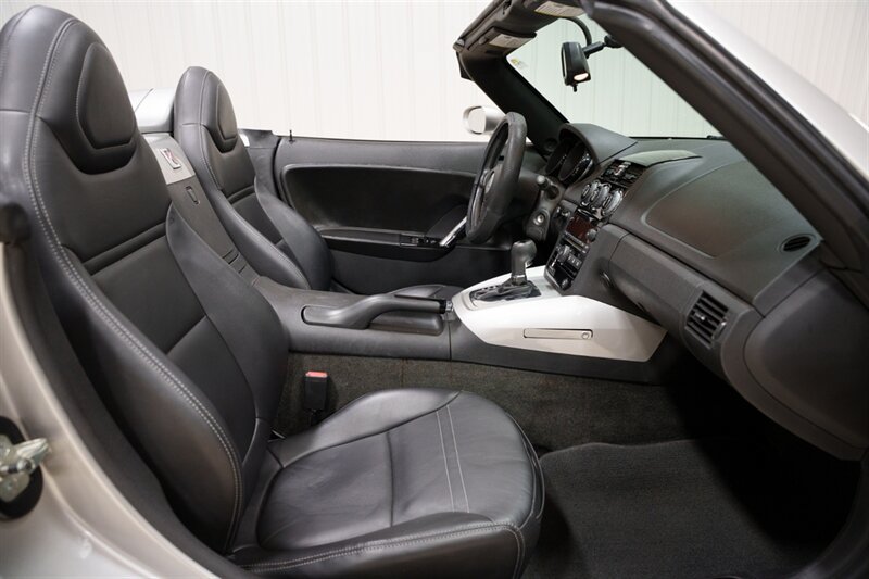 Used 2008 Saturn Sky w/ Premium Trim Package RWD image 15