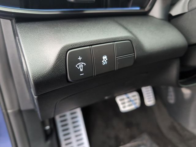 New 2026 Hyundai Elantra N w/ Cargo Package image 17