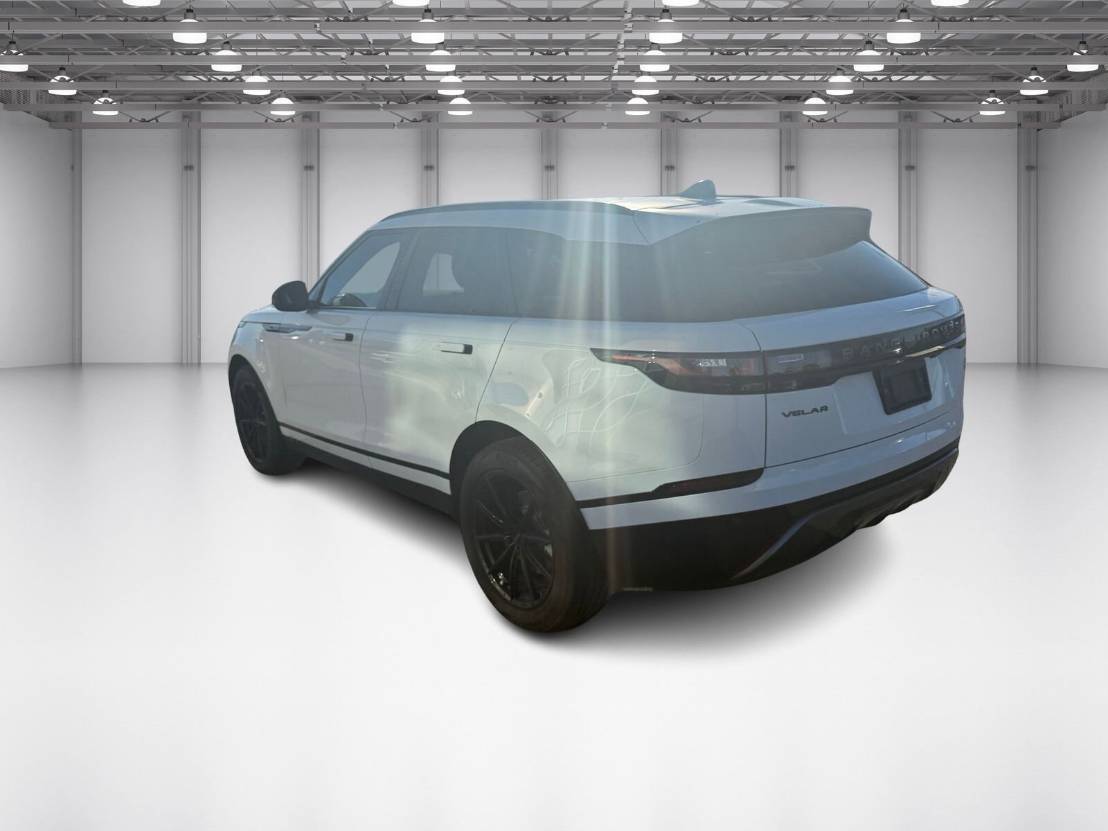 Used 2022 Land Rover Range Rover Velar R-Dynamic S image 7