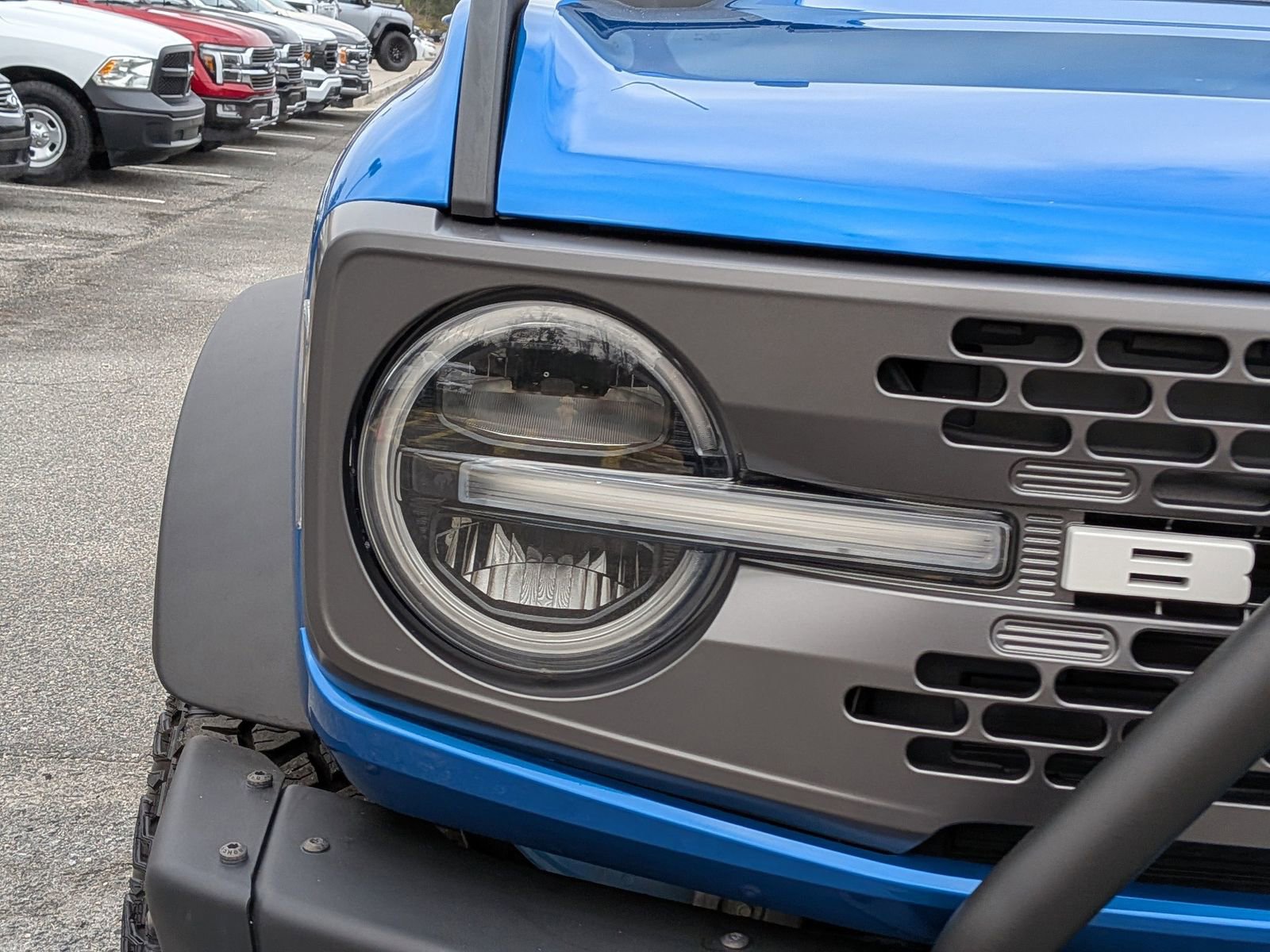 Certified 2021 Ford Bronco Badlands w/ Sasquatch Package image 11