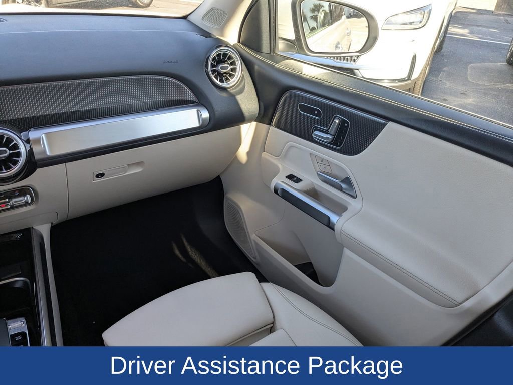 Used 2020 Mercedes-Benz GLB 250 image 21